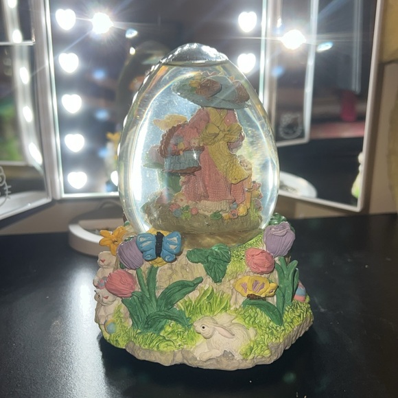 Vintage 90s Easter Bunny Music water Snow Globe Ceramic Peter Cotton Tale - Picture 5 of 10